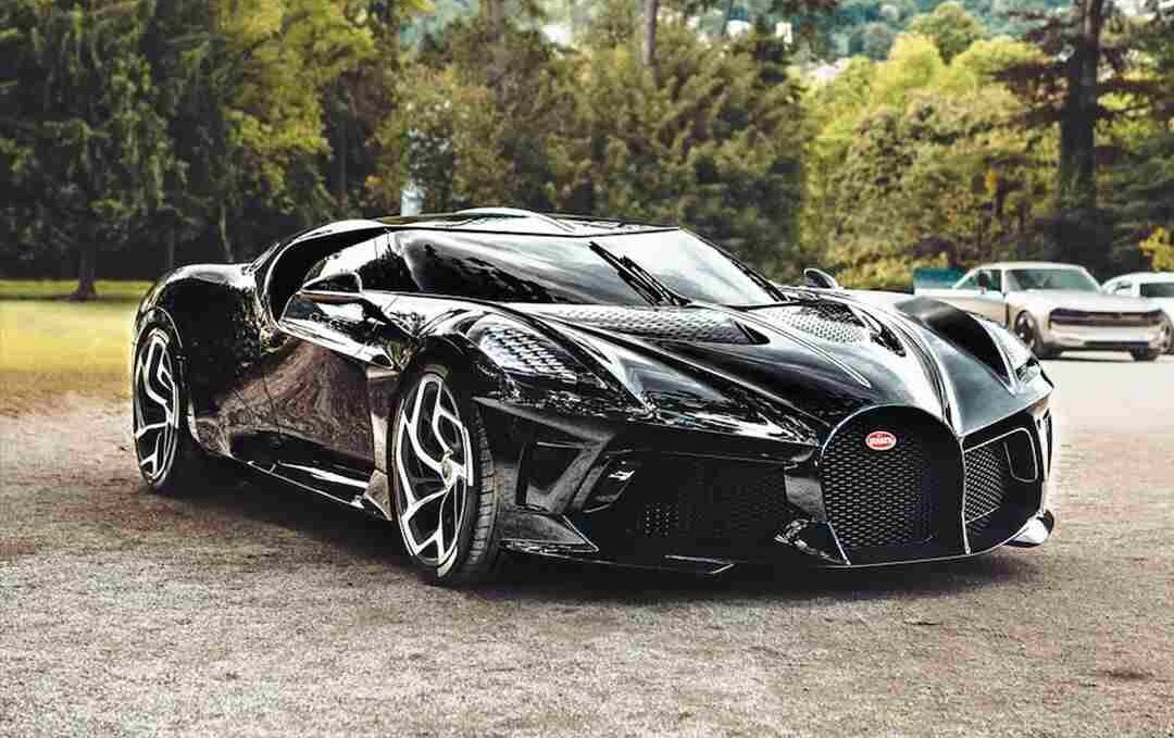 Bugatti La Voiture Noire Price In India, Top Speed, Interior